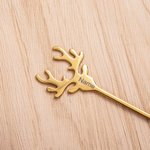 Personalisierte Lebensmittelqualität Edelstahl Rentier Form 2 Stück Teelöffel mit eingraviertem Namen Weihnachten Home Decor Geschenk für Familie