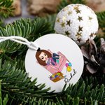 Ornement personnalisé en céramique pour fille au crochet avec nom Décoration de l'arbre de Noël Cadeau d'anniversaire pour les amoureux du tricot et d