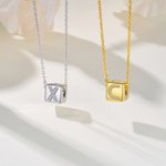 Collier pendentif lettre cube personnalisé orné de zircon bijou délicat cadeau d'anniversaire pour couple femme