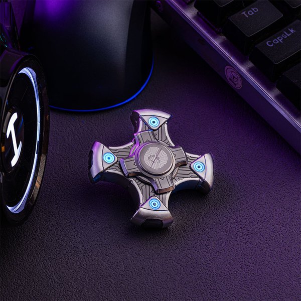 Cadeau d'anniversaire personnalisé pour les fans de technologie du futur : outil sensoriel gyroscopique lumineux à rotation mécanique avec initiales d