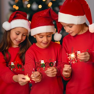 Henkilökohtainen Lovely Christmas Family Matching T-paita Sweatshirt Baby Bodysuit nimi vaate Merry Christmas lahja perheelle