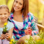 Personalized Set of 4 Stainless Steel Garden Tools with Engraved Text Wooden Handle Mother’s Day Father’s Day Gift for Gardeners