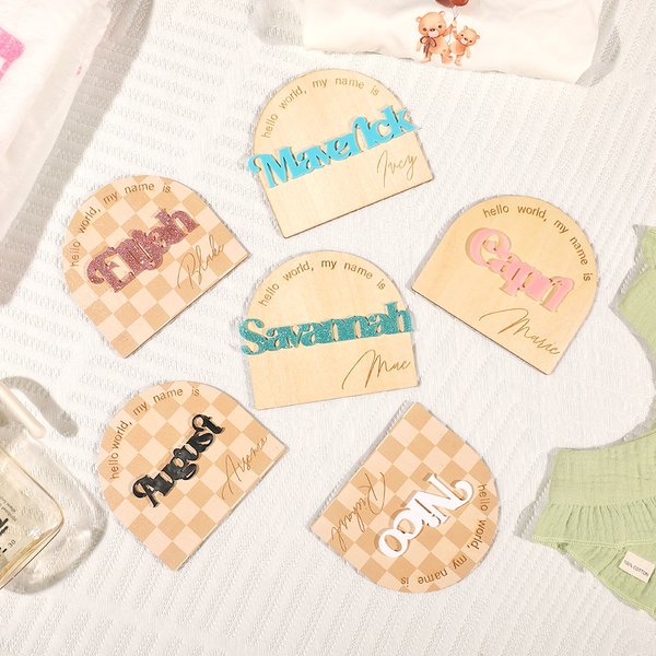 Personalised Checkered Wood Baby Birth Announcement Sign with Name Newborn Photography Prop Nursery Wall Decor Gift for New Parents