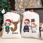 Gepersonaliseerde Cartoon Karakter Sneeuwman Rendier initiële Drawstring Gift Bag met naam Kerstcadeau voor Kid Adult
