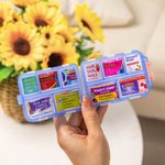 Gepersonaliseerde Geboortebloem Cartoon 10 Compartments Pocket Apotheek Reizen Dagelijkse Pill Organizer met Naam en Medicatie Etiketten Gift voor Fam