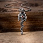 Personalisierte Axt und Schlange Birthstone Halskette Gothic-Schmuck Geburtstag Jahrestag Vatertag Geschenk für Männer Jungen