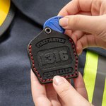 Personalised Genuine Leather Firefighter Helmet Shield Keychain Airtag HID Prox Key Holder with Engraved Texts Birthday Gift for Fireman