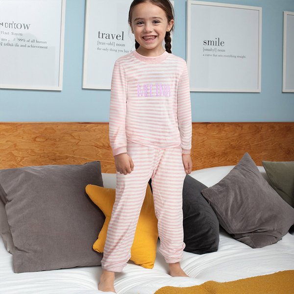 Gepersonaliseerde Zachte 100% Katoenen Gestreepte Kinderpyjamaset met Geborduurde Tekst Verjaardagsgeschenk voor Jongens Meisjes