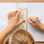 Henkilökohtainen kaiverrettu Animal Digger Rainbow puinen viivoitin lukemisen apuvälineet nimi syntymäpäivä takaisin kouluun lahja lapsille opiskelijo