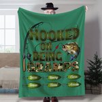 Personalized Hooked On Being Papa Fishing Soft Throw Blanket with 1-20 Names Home Decor Birthday Grandparents' Day Father's Day Gift for Dad Grandpa