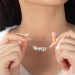 Collier personnalisé 1-8 fleurs de naissance Bijoux de famille Cadeau de fête des mères Cadeau d'anniversaire pour femmes