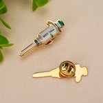 Henkilökohtainen monivärinen mikropipetti muotoinen laboratorio Pin teksti laboratorio valmistumisen kausi lahja kemistit lääkärit