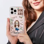 Henkilökohtainen Self Care Olet Raamatun jae Affirmation sarjakuva Slim Phone Case iPhone nimellä Syntymäpäivä Inspiroiva lahja naisille tytöille