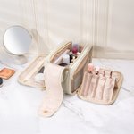 Sac de Maquillage Imperméable Personnalisé avec Nom et Fleur de Naissance Sac Cosmétique à Plusieurs Compartiments Cadeau Anniversaire pour Femme