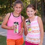 Bottiglia d'acqua con nome isolata da 15 oz con cannuccia pieghevole e manico, regalo di compleanno e ritorno a scuola per bambini.