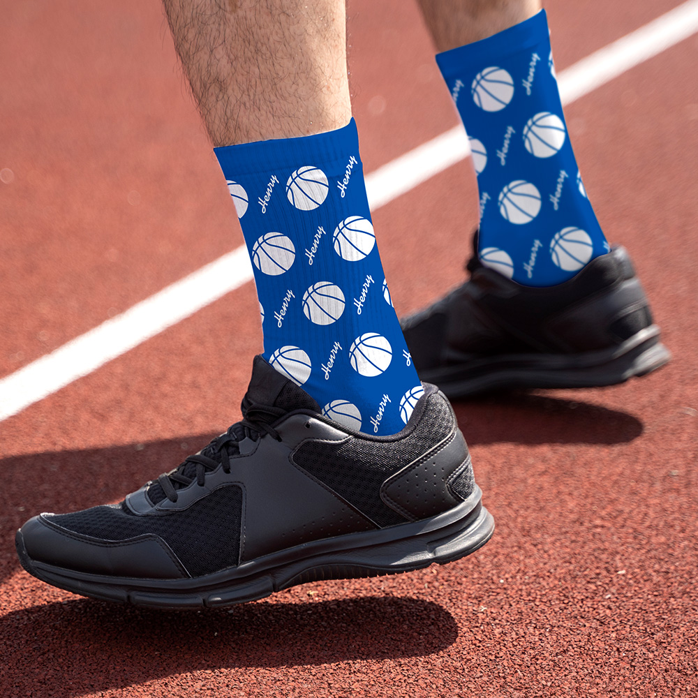 Chaussettes de basket-ball multicolores personnalisées avec nom Cadeau d'anniversaire pour les amoureux du sport