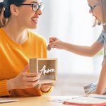 Henkilökohtainen yksinkertainen tyyli Initial nimi selkeä puinen raha laatikko säästöpossu pankki liukuva Entry Kid Room Home Decor syntymäpäivälahja pojille tytöille