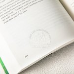 Personalisierter Blühende Blumen im Buch DIY Buchpräger mit Namen Handgehaltener Prägestempel Geburtstag Geschenk für Bücherliebhaber Leseclubs