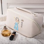 Personalisierte Glitter Cartoon Prom Königin Geburt Blume Leder Kosmetiktasche mit Namen Portable Reisezubehör Geburtstag Geschenk für Frauen Mädchen
