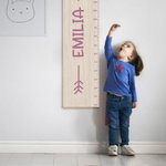 Henkilökohtainen nuoli nimi Irrotettava kangas Kid mittaaminen korkeus kasvukartta viivoitin Nursery Toddler huoneen seinä sisustus syntymäpäivälahja pojille tytöille
