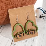 Personalisierte hölzerne hohle Herz geformt Fußball Ohrringe mit Text Game Day Team Geschenk für Frauen Mädchen Fußball-Fans