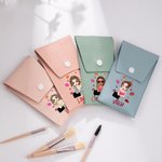Personalisierte Lippenstift Cartoon Mädchen Make-up Pinsel Tasche Set mit Namen und 8 Stück Make-up Pinsel Geburtstag Braut Dusche Geschenk für Mädchen Frauen