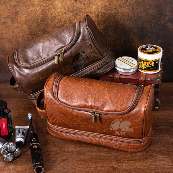 Borsa da toilette portatile fatta in pelle PU personalizzata con nome inciso e design a tema di rugby regalo di compleanno viaggio per uomini