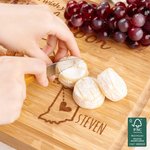 Personalisierte Landkarte FSC Bambus graviert Name Charcuterie Schneidebrett mit Saft Rille Housewarming Jahrestag Geschenk für Familie