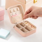 Personalisierte Fußball-Volleyball-Basketball-Design PU-Leder-Schmuck-Box mit Namen Geburtstag Jahrestag Geschenk für Sport-Liebhaber