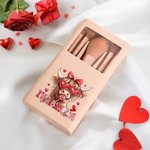 Personalizado Coquette Bow Love Highland Cow Makeup Brush Box Set con Nombre 5 Pcs Pinceles y Espejo Día de San Valentín Aniversario Regalo para Mujeres