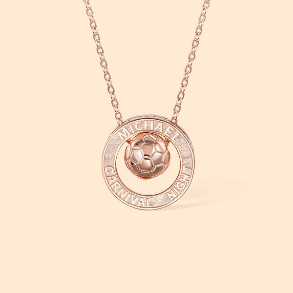 Personalisierte Fußball Hollowout Kreis Halskette mit gravierten oder geprägten Text Game Day Jahrestag Geburtstag Geschenk für Fußball-Liebhaber