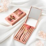 Personalizado Coquette Bow Love Highland Cow Makeup Brush Box Set con Nombre 5 Pcs Pinceles y Espejo Día de San Valentín Aniversario Regalo para Mujeres