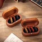 Personalisierte hölzerne magnetische Gitarre Picks Storage Box Set mit Namen oder Monogramm Geburtstag Geschenk für Musiker Gitarrenspieler