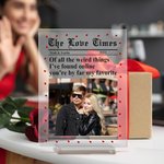 Placa acrílica personalizada The Love Times con nombres de la pareja y año Decoración de escritorio Regalo de aniversario de San Valentín para pareja