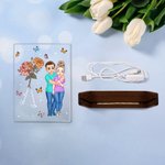 Nacimiento Personalizado Flor Caricatura Abrazo Pareja LED Luz de Noche con Base de Madera Decoración del Hogar Regalo de San Valentín para Pareja