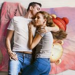 Manta personalizada de dibujos animados de una pareja de osos enamorados con texto decoración para el hogar regalo de San Valentín para parejas