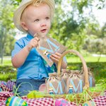 Personalizzato Cartoon Character Initial Pasqua Burlap Drawstring Candy Gift Bag con nome Pasqua Holiday Party Favors regalo per ragazzi ragazze