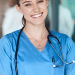 Collier de fleurs et de branches personnalisé avec pierre de naissance Cadeau d'anniversaire pour infirmière, médecin et femme