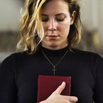 Personalizado Minimalismo 4 Birthstones Cruz Collar Jesús Joyería Cumpleaños Cristiano Bautizo Regalo para Mujeres