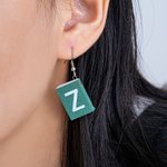 Pendientes Creativos Personalizados en Forma de Mini Libro con Inicial de Cumpleaños Divertido Regalo de Escritura para Amantes de los Libros Ratones de Biblioteca