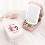 Joyero de piel personalizado con personaje de dibujos animados con flor de nacimiento y luz LED Espejo de maquillaje Esencial de viaje Regalo de cumpleaños para mujer