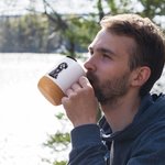 Taza de Cerámica con Tapa y Base de Madera Personalizada Retrato de Perro y Gato 13oz Regalo de Simpatía para los Amantes de las Mascotas en Memoria de su Pérdida