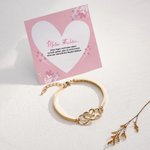 Personalisiertes Unendlichkeit Herz Armband mit Namen Gravur und Karte Valentinstag Jahrestag Muttertag Geschenk für Damen