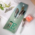 Personalisierte Cartoon Mädchen Leder Initial Makeup Pinsel Tasche mit 8 Makeup Pinsel und Name Geburtstag Graduierung Zeremonie Souvenir Geschenk für Absolventen