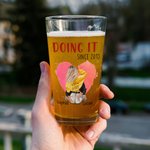 Personalized Hugging Couple Lucky Bastard 16oz Glass Whisky Beer Mug with Names and Year Birthday Valentine's Day Anniversary Gift for Couple