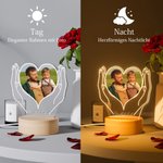 Personalisiertes Herz-Foto in Händen LED-Nachtlicht mit Holzsockel Haus Deko Jahrestag Vatertag Geschenk für Familie