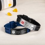 Gepersonaliseerde Noodmedische Verstelbare Siliconen Waterdichte Armband met Roestvrijstalen ID Naamlabel Eerste Hulp Cadeau voor Mannen Vrouwen