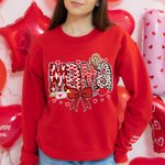 Personalized Cupid Bow Heart Print Title Multicolor T-shirt Sweatshirt with 1-16 Names Valentine's Day Mother's Day Gift for Mom Grandma