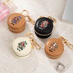 Personalizado de dibujos animados Cheerleading Girl Portátil de cuero Nombre Anillo Titular Joyero Funda con llavero Accesorios de viaje Regalo de cumpleaños para las mujeres