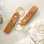 Personalisierte PU Leder Interlocking Herz Schlüsselanhänger mit Initial Satz von 2 Valentinstag Jahrestag Geschenk für Paar
